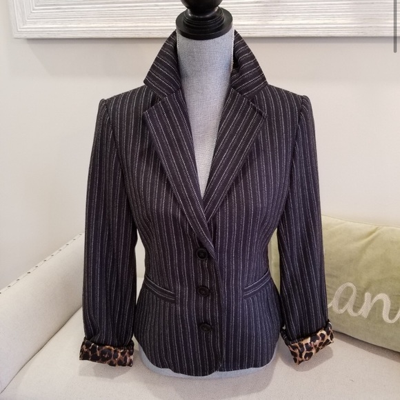 CAbi Jackets & Blazers - 🌸 Cabi Black pinstriped blazer with leopard lining